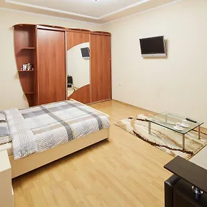  Апартаменты Centre On Svobody Avenue Украина